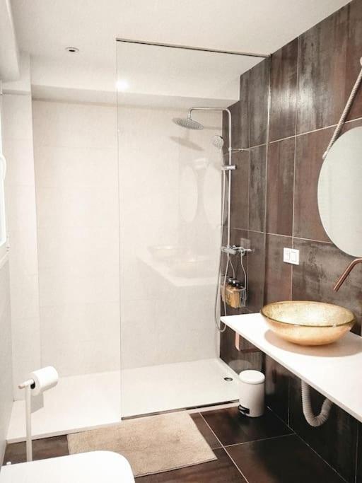 Center Wifi Parking Free Apartment Granada Ngoại thất bức ảnh