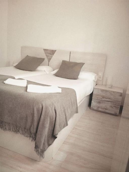 Center Wifi Parking Free Apartment Granada Ngoại thất bức ảnh